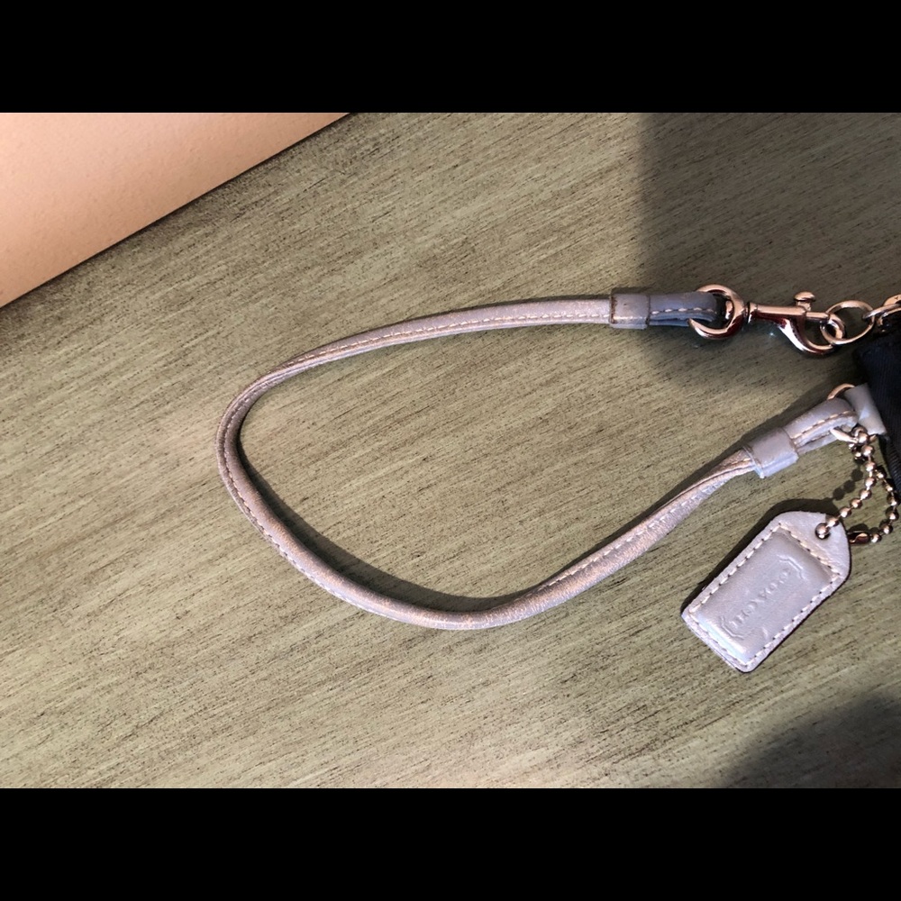 2 Coach wristlets - Picture 6 of 12